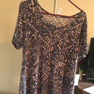 LulaRoe Classic T XL